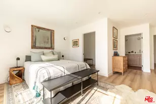 10516 Cimarron St, Los Angeles, CA 90047 - Photo 29