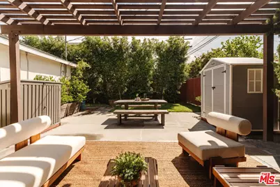 2223 Alsace Ave, Los Angeles, CA 90016 - Photo 45
