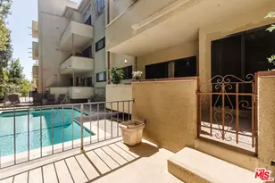 2332 Fox Hills Dr, Los Angeles, CA 90064 - Photo 23