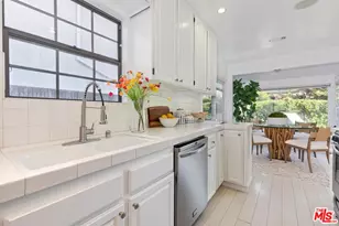 674 San Juan Ave, Venice, CA 90291 - Photo 11