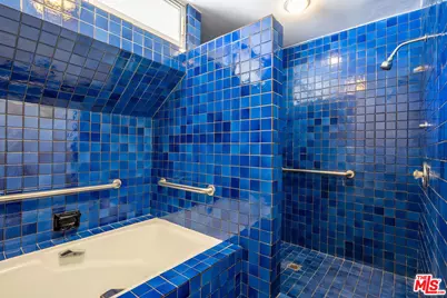 12268 Canna Rd, Los Angeles, CA 90049 - Photo 25