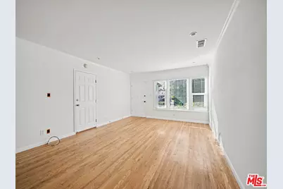 6218 Balcom Ave, Encino, CA 91316 - Photo 7