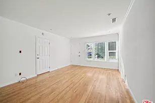 6218 Balcom Ave, Encino, CA 91316 - Photo 7