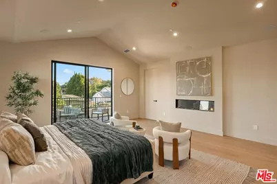 12122 Ivy Pl, Los Angeles, CA 90064 - Photo 25