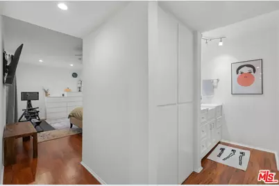 1940 N Highland Ave #21, Los Angeles, CA 90068 - Photo 15