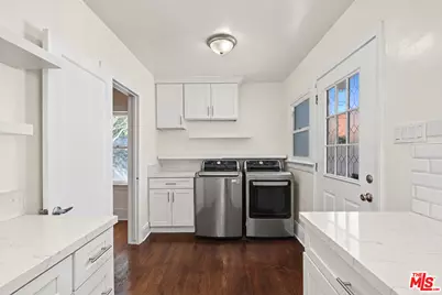 1283 S Windsor, Los Angeles, CA 90019 - Photo 43