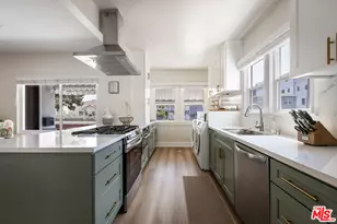 2225 Thurman Ave., Los Angeles, CA 90016 - Photo 9