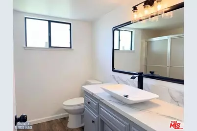 1501 Westbourne Way, Bakersfield, CA 93309 - Photo 13
