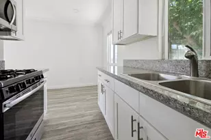 6612 De Longpre Ave, Los Angeles, CA 90028 - Photo 3