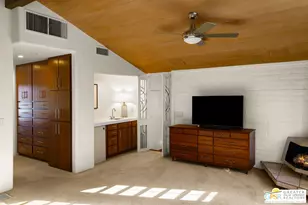 555 W Arenas Rd, Palm Springs, CA 92262 - Photo 15