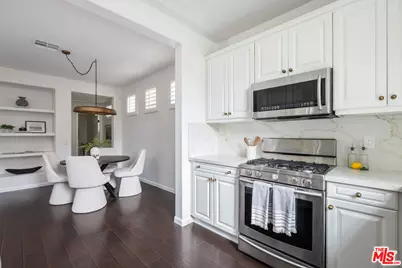 576 Athena Pl, Carson, CA 90745 - Photo 23
