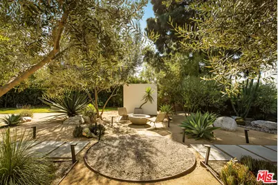 1323 Montecito Cir, Los Angeles, CA 90031 - Photo 37