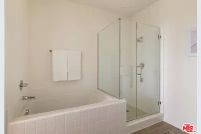 3931 Eagle Rock Blvd #36, Los Angeles, CA 90065 - Photo 17