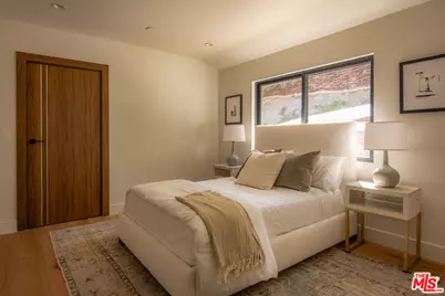 122 Patrician Way, Pasadena, CA 91105 - Photo 21