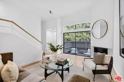 15167 Magnolia Blvd #E, Sherman Oaks, CA 91403 - Photo 3