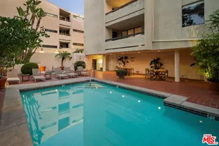 8380 Waring Ave, West Hollywood, CA 90069 - Photo 23