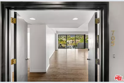 818 N Doheny Dr #705, West Hollywood, CA 90069 - Photo 5
