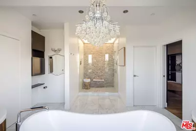 9312 Warbler Way, West Hollywood, CA 90069 - Photo 35