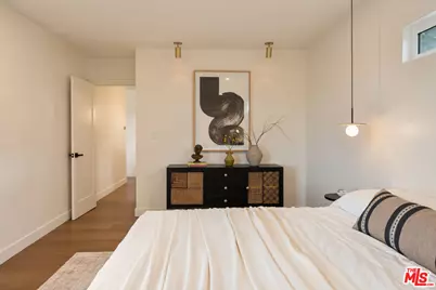 5721 Glenford St, Los Angeles, CA 90008 - Photo 45