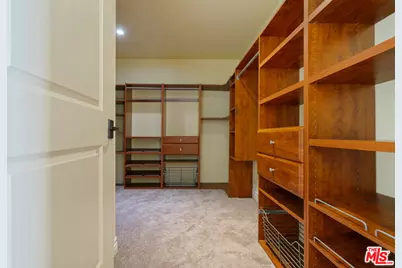 1135 S Shenandoah St #401, Los Angeles, CA 90035 - Photo 15