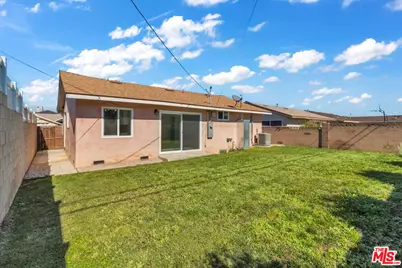 1716 W Piru St, Compton, CA 90222 - Photo 25