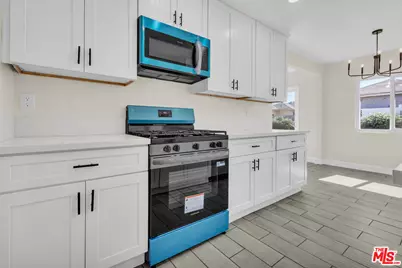 1716 W Piru St, Compton, CA 90222 - Photo 11