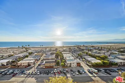 7011 Vista Del Mar Ln, Playa del Rey, CA 90293 - Photo 21