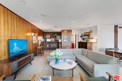 8401 Fountain Ave #8, West Hollywood, CA 90069 - Photo 15