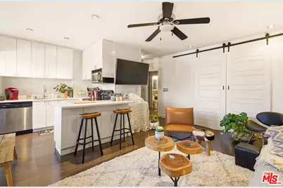 999 N Doheny Dr #104, West Hollywood, CA 90069 - Photo 13