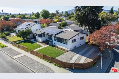 14365 Berg St, Sylmar, CA 91342 - Photo 3