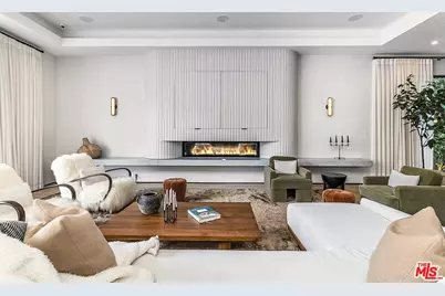 324 S Medio Dr, Los Angeles, CA 90049 - Photo 5