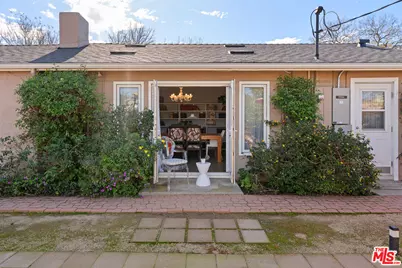 22301 Leadwell St, Canoga Park, CA 91303 - Photo 41