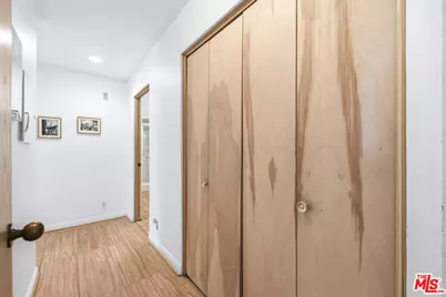 4454 Ventura Canyon Ave #105, Sherman Oaks, CA 91423 - Photo 21