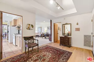 4454 Ventura Canyon Ave, Sherman Oaks, CA 91423 - Photo 11