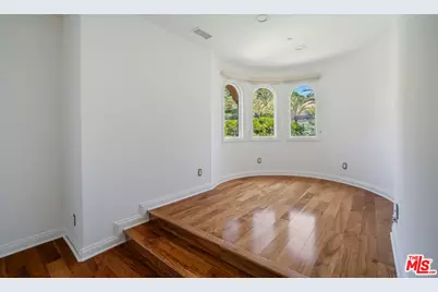 16800 Calle Montecito, Pacific Palisades, CA 90272 - Photo 33