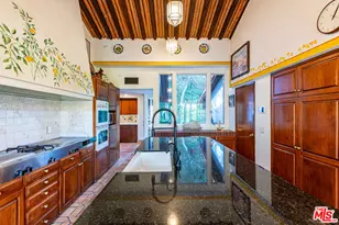 13166 Boca De Canon Ln, Los Angeles, CA 90049 - Photo 25