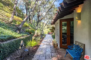 13166 Boca De Canon Ln, Los Angeles, CA 90049 - Photo 9