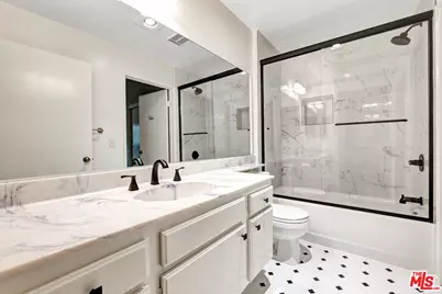14823 Sherman Way #4, Van Nuys, CA 91405 - Photo 15