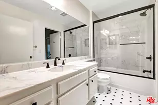 14823 Sherman Way, Van Nuys, CA 91405 - Photo 15