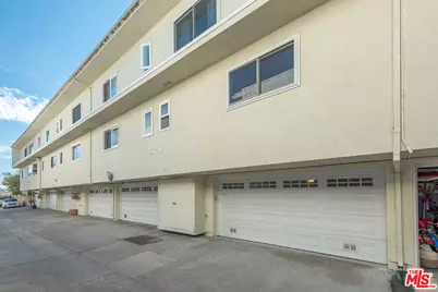 13234 Fiji Way #B, Marina del Rey, CA 90292 - Photo 43