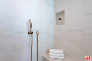 13234 Fiji Way, Marina del Rey, CA 90292 - Photo 31