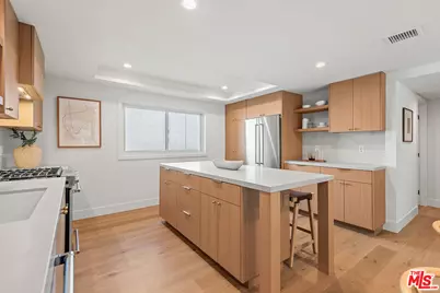 13234 Fiji Way #B, Marina del Rey, CA 90292 - Photo 17