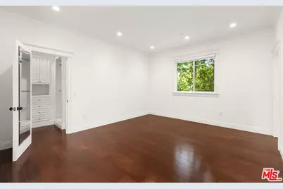 453 S Bentley Ave, Los Angeles, CA 90049 - Photo 25