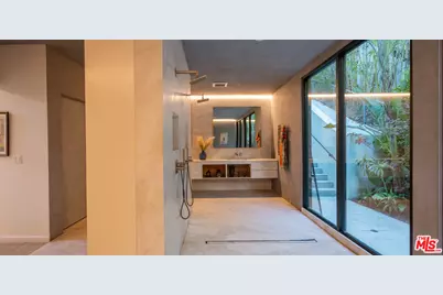 7681 Willow Glen Rd, Los Angeles, CA 90046 - Photo 33