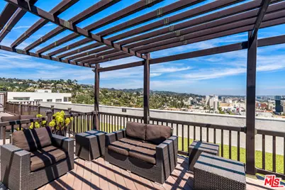 7250 Franklin Ave #1204, Los Angeles, CA 90046 - Photo 31