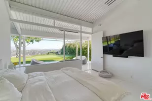 2262 Stradella Rd, Los Angeles, CA 90077 - Photo 21