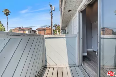 8936 Willis Ave #11, Panorama City, CA 91402 - Photo 25