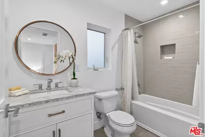 9036 W 24th St, Los Angeles, CA 90034 - Photo 19