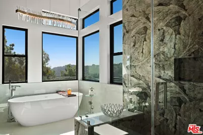 1367 Casiano Rd, Los Angeles, CA 90049 - Photo 25