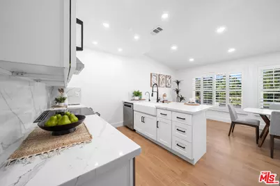 2 Sycamore Ln, Rolling Hills Estates, CA 90274 - Photo 3